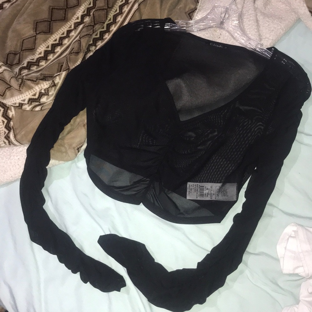 New! Sinched sheer mesh cropped blouse 👚